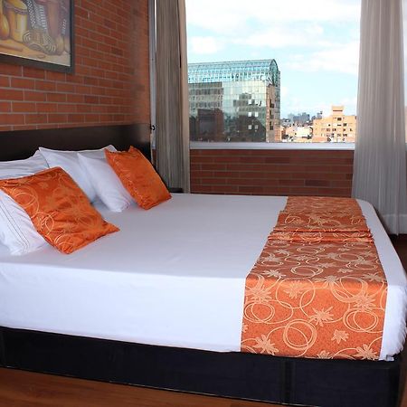 Hotel Bogota Astral Esterno foto